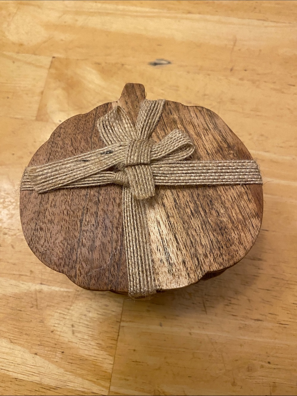 Brown Wooden Pumpkin Coaster set of 4 NWT. Perfect for fall holidays
